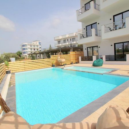 Noa Boutique Hotel Ksamil Rum bild