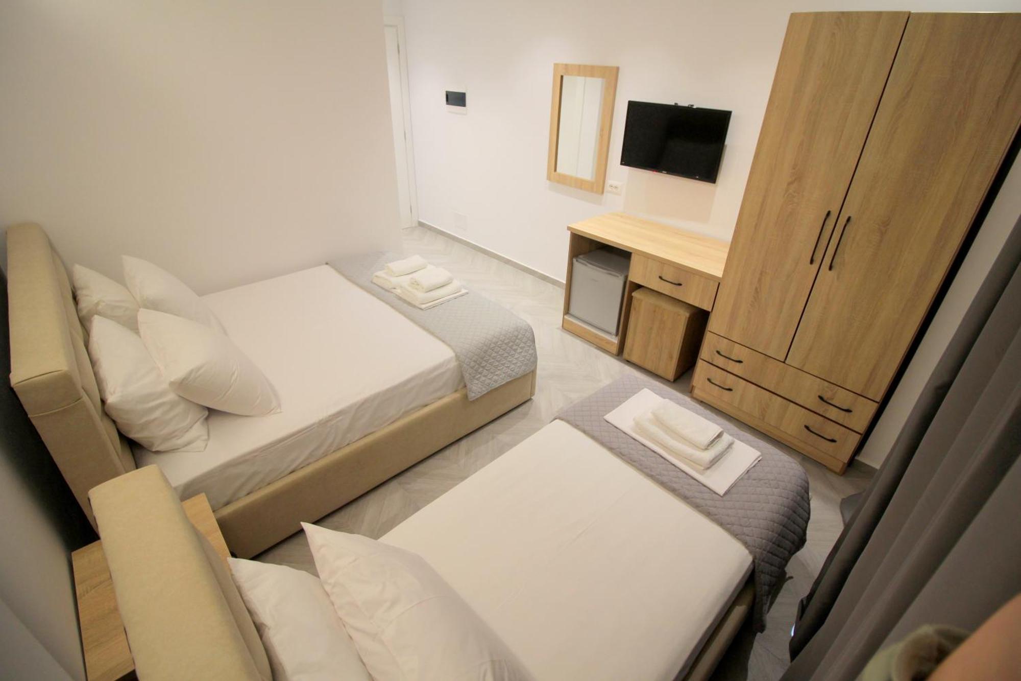 Noa Boutique Hotel Ksamil Rum bild