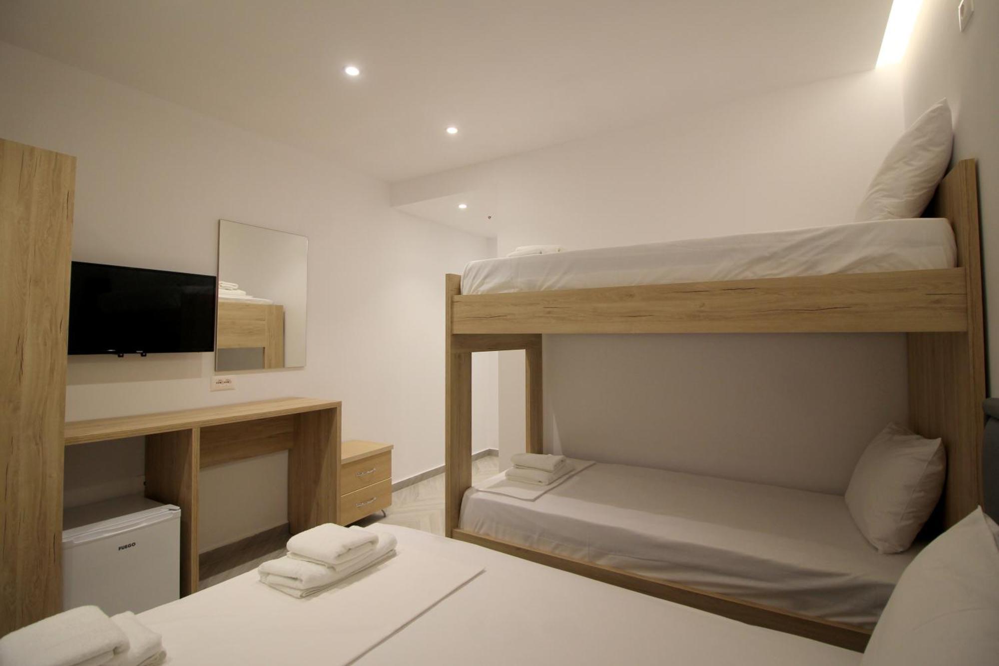 Noa Boutique Hotel Ksamil Rum bild