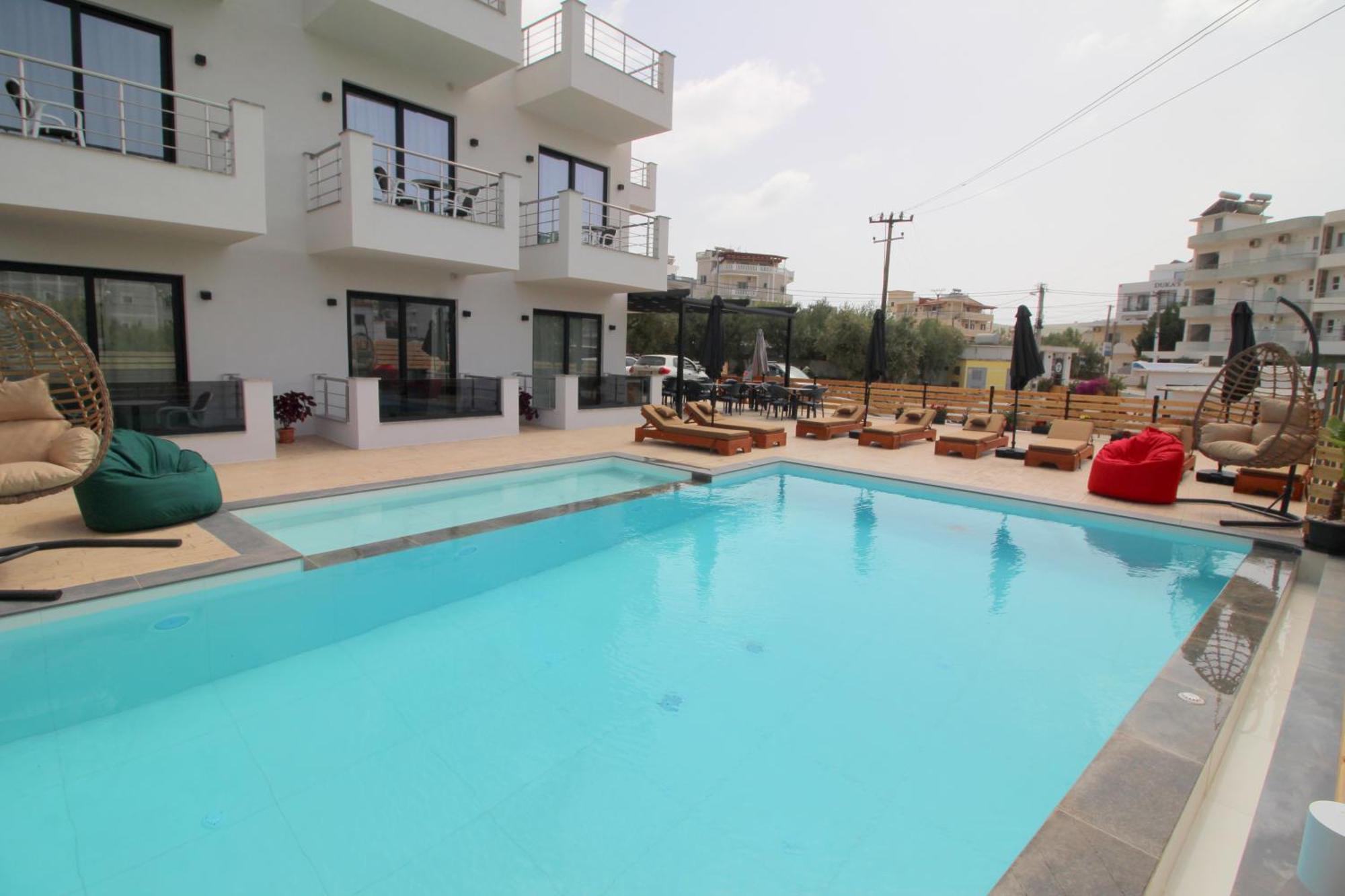Noa Boutique Hotel Ksamil Rum bild