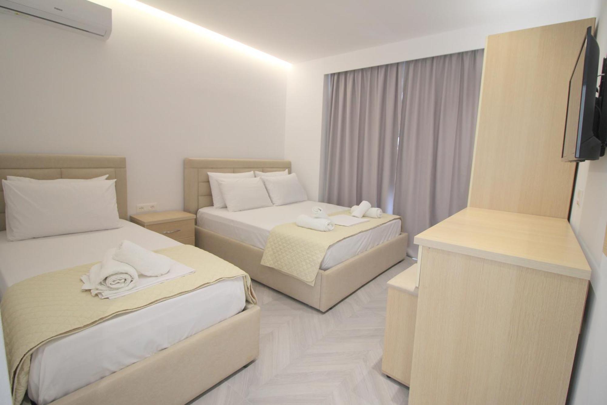 Noa Boutique Hotel Ksamil Rum bild