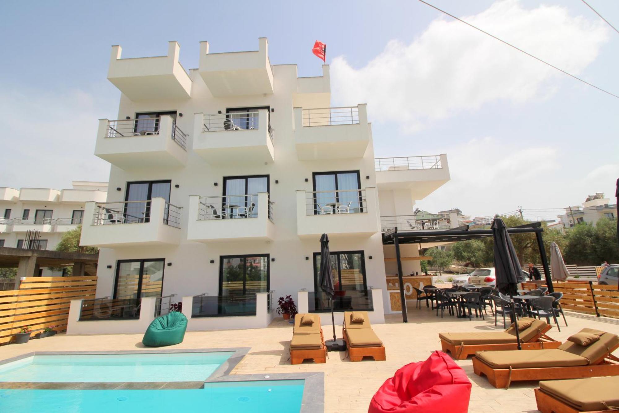 Noa Boutique Hotel Ksamil Rum bild