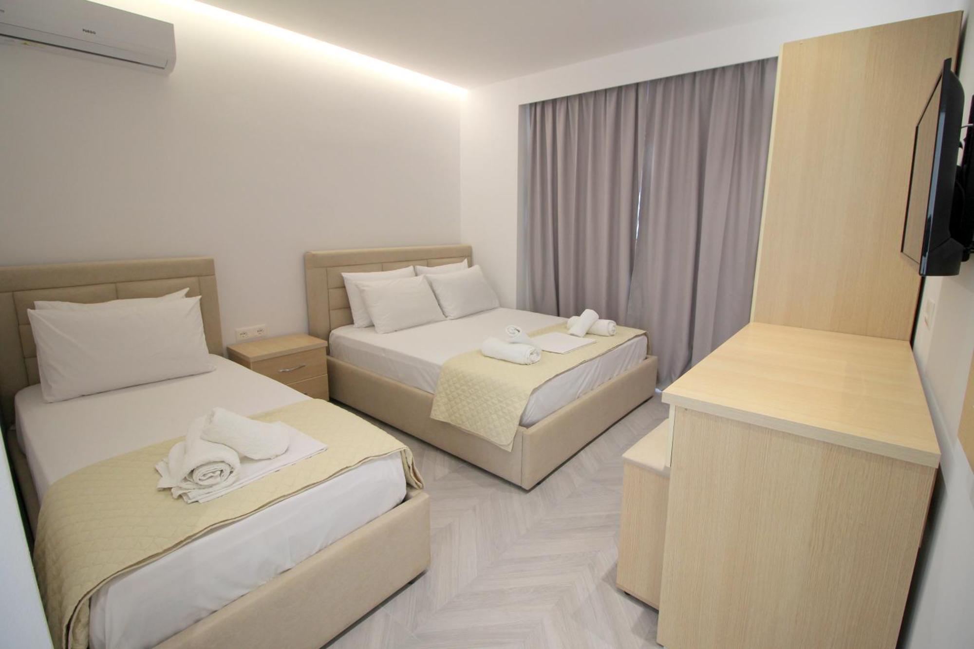 Noa Boutique Hotel Ksamil Rum bild