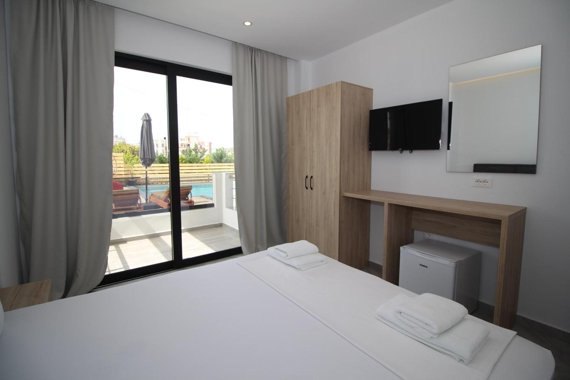 Noa Boutique Hotel Ksamil Rum bild